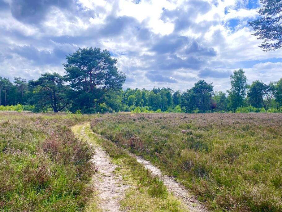 Knus Huisje Op Kindvriendelijk Park Met Zwembad Otterlo Exterior foto